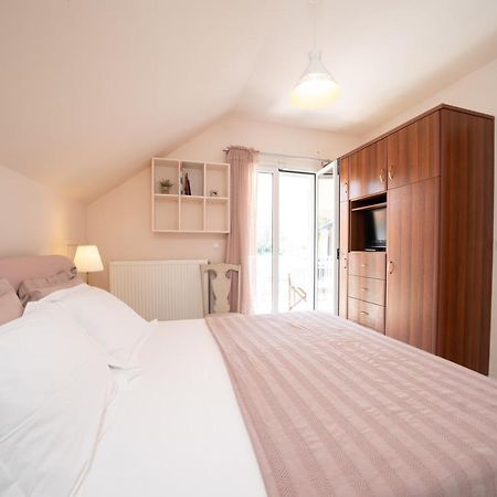 Christina'S Place Sami  Luaran gambar