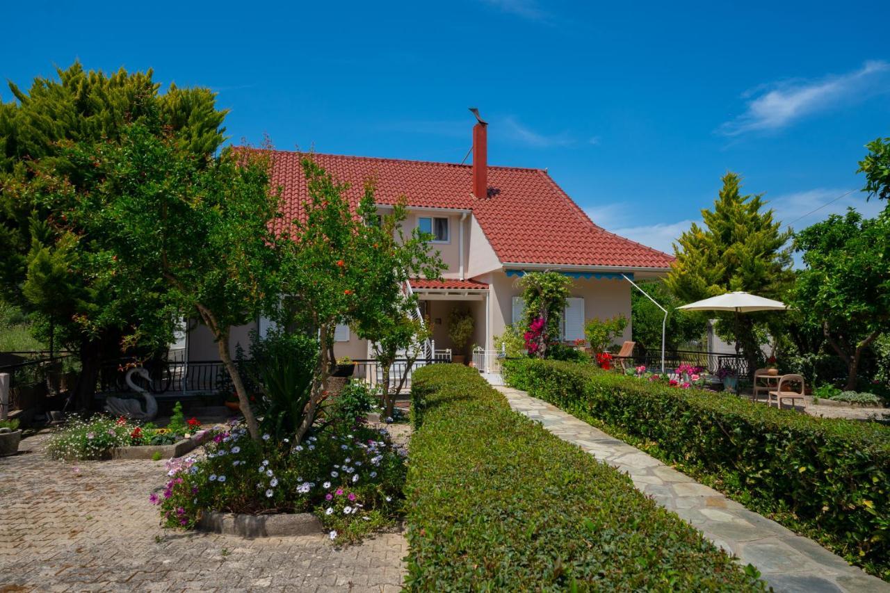 Christina'S Place Sami  Luaran gambar