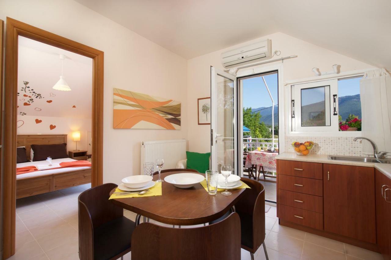 Christina'S Place Sami  Luaran gambar